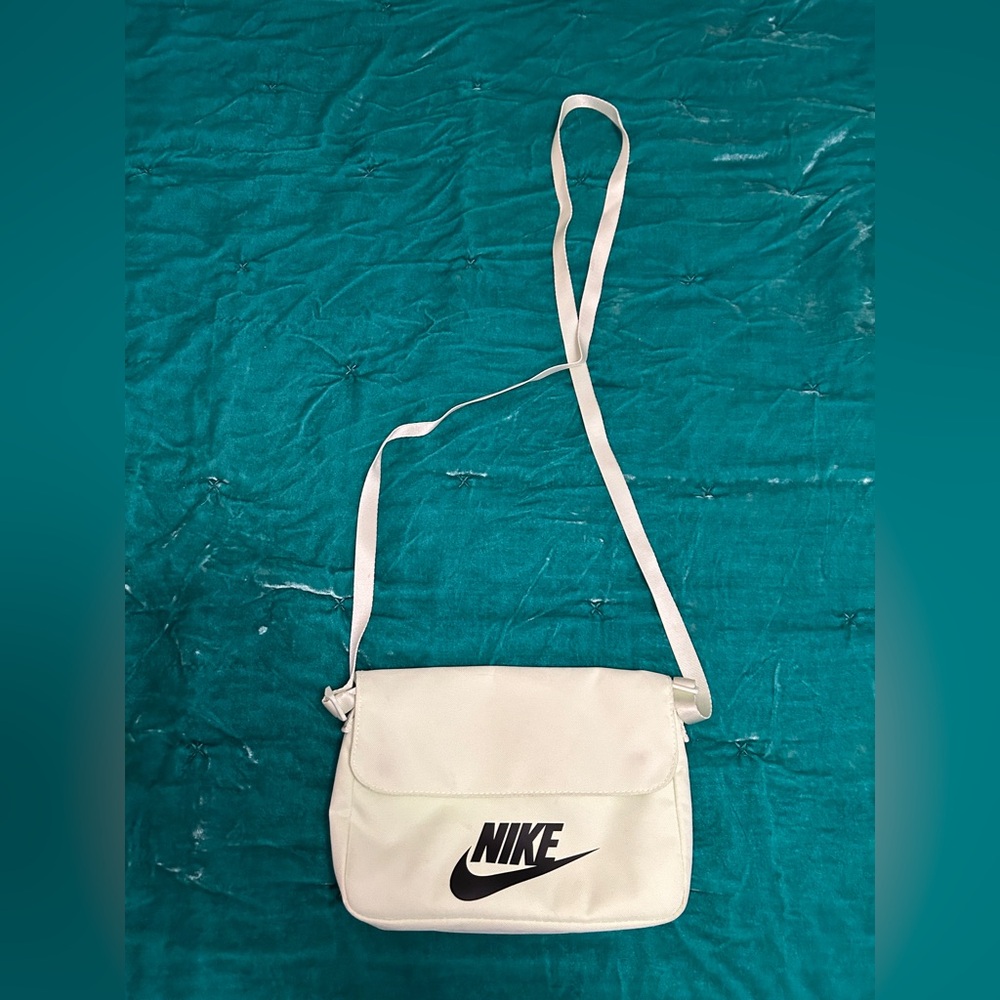 Nike Light Green Sportswear Futura 365 Crossbody Bag